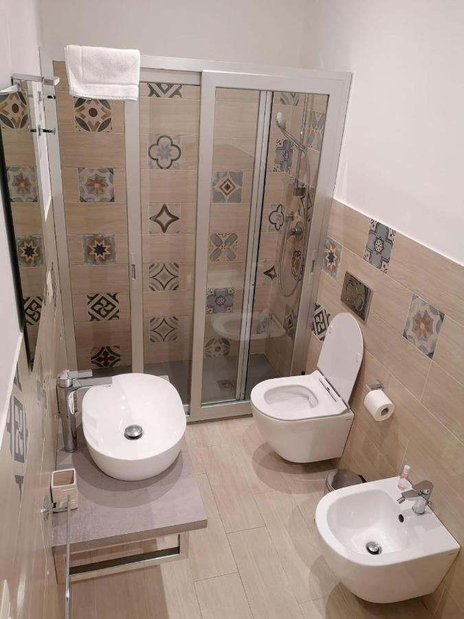 דירות אסראלה Il Balcone Di Galatea מראה חיצוני תמונה